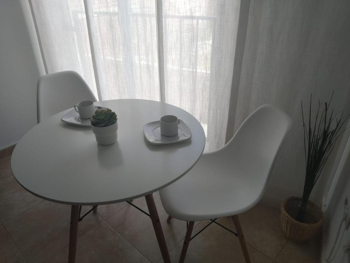 Love Rent4 Malaga Spiteri מראה חיצוני תמונה